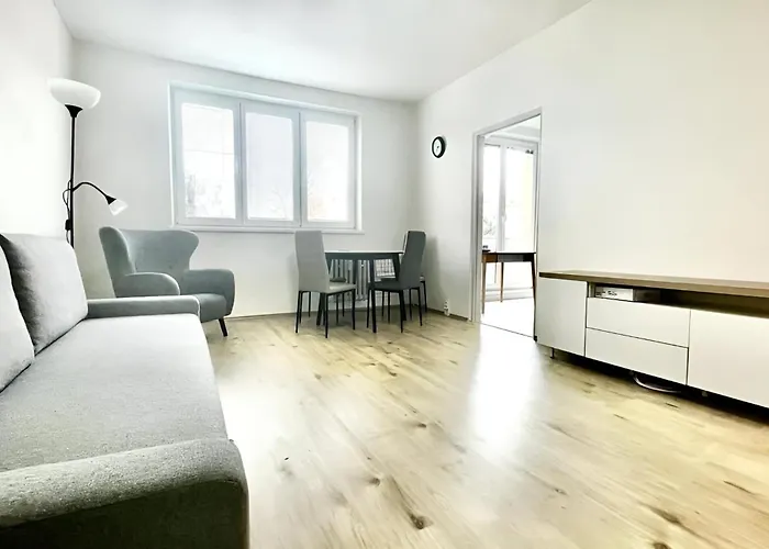 Big And Sunny With Great Acces To Center Apartmán Bratislava